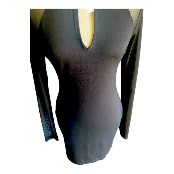 WINDSOR-STUDDED COLLAR BLACK BODYCON DRESS-SIZE SMALL - Picture 4 of 10